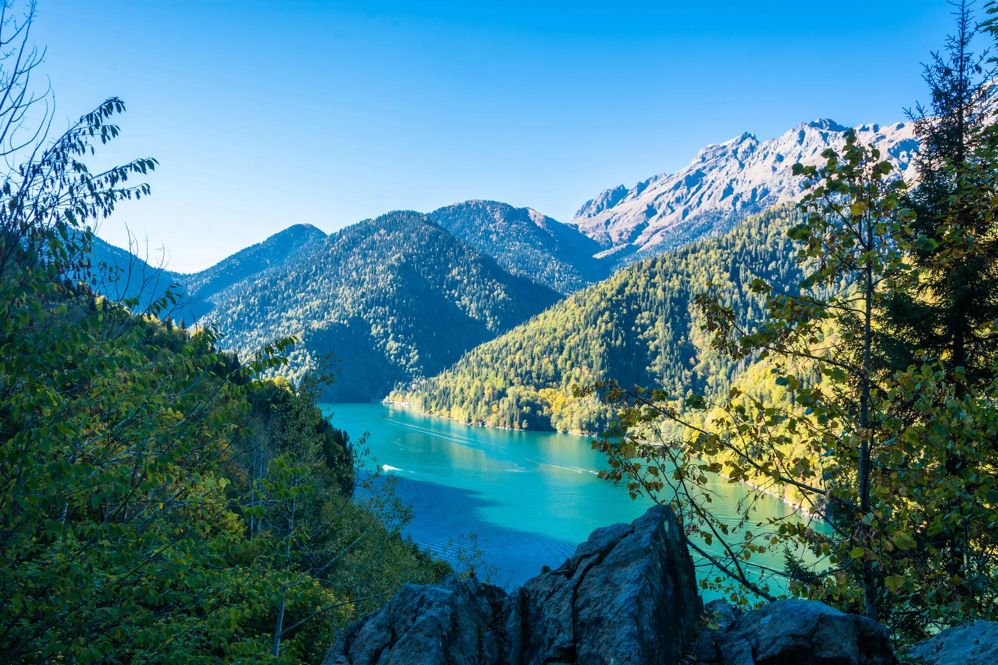 Россию и Абхазию свяжет туристический поезд