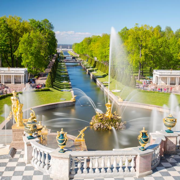Авторский автобусный тур «Кронштадт—Петергоф» Авторский автобусный тур «Кронштадт—Петергоф» со скидкой 46%