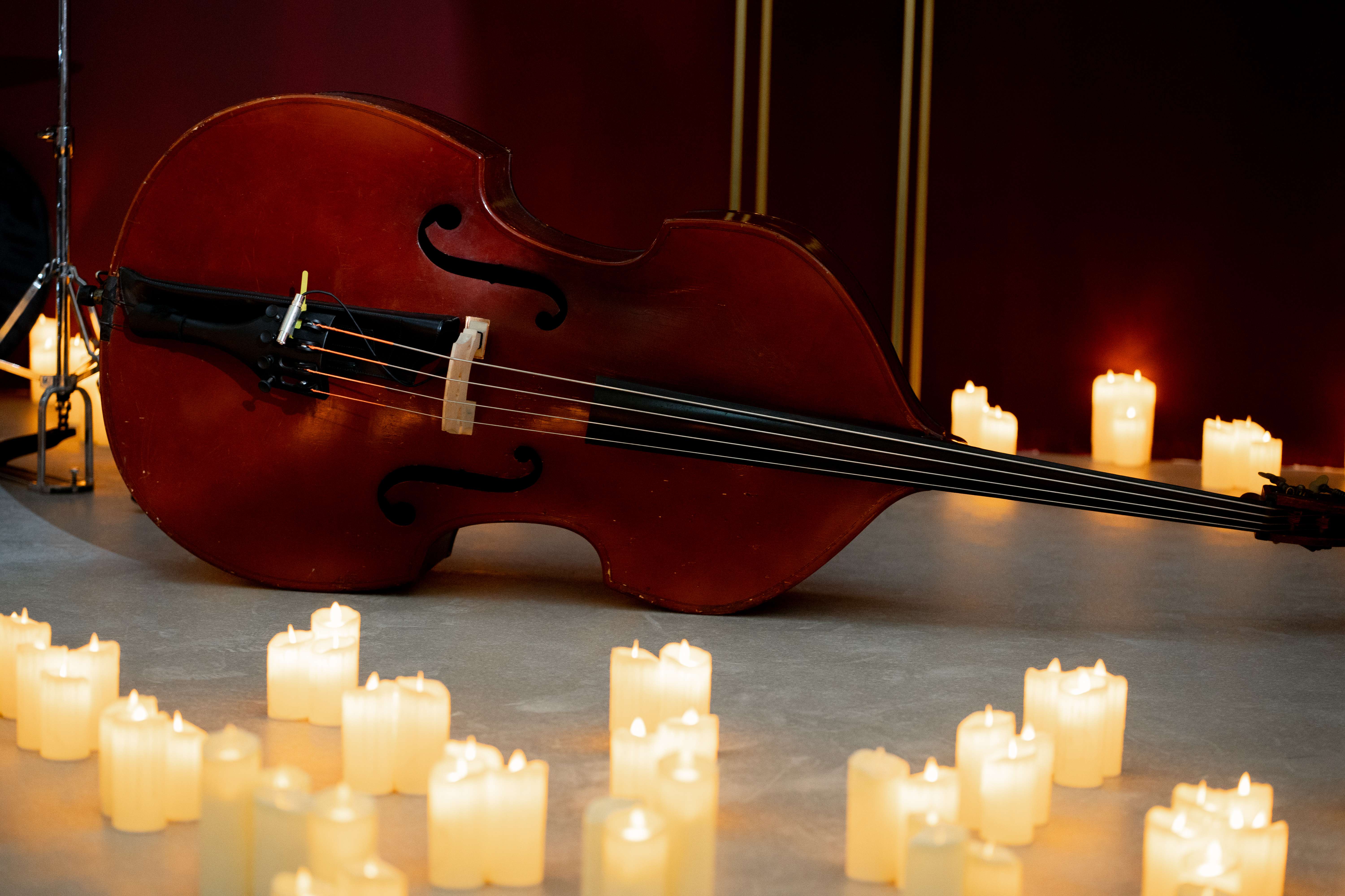 Концерт «Магия свечей. «Frank Sinatra. L. O. V. E. JAZZ» со скидкой 30%