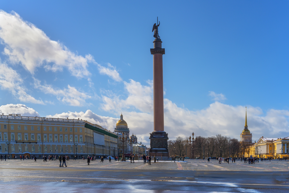 Эрмитаж покажет на Дворцовой площади мультимедийное шоу о Петре Великом