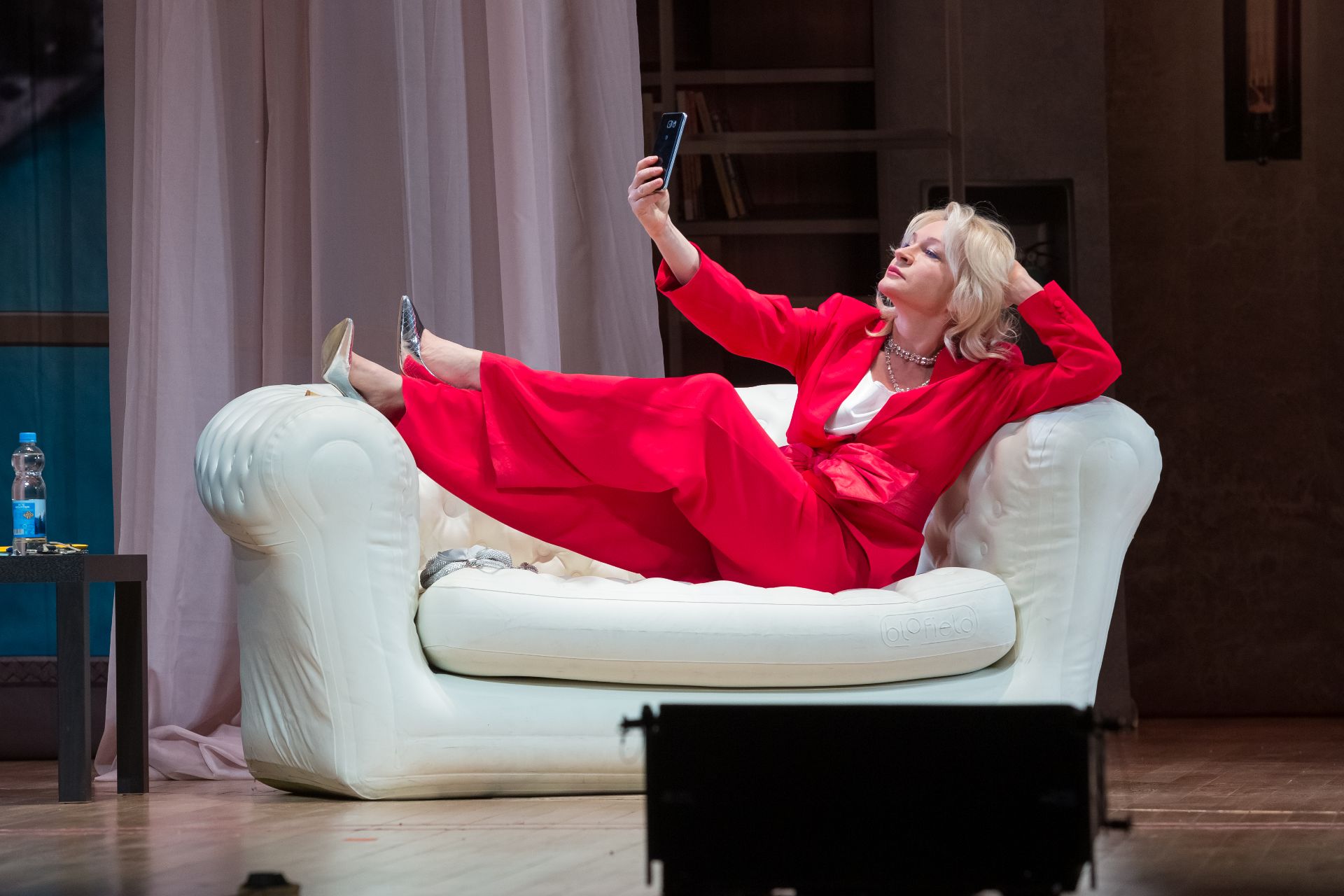 Спектакль «Жизнь на бис» с Алексеем Маклаковым и Анной Якуниной со скидкой 20%