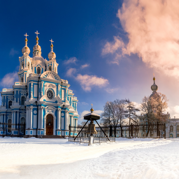 Концерт «Песенная поэзия Ново-Иерусалимского монастыря XVII века» в Смольном соборе со скидкой 35%