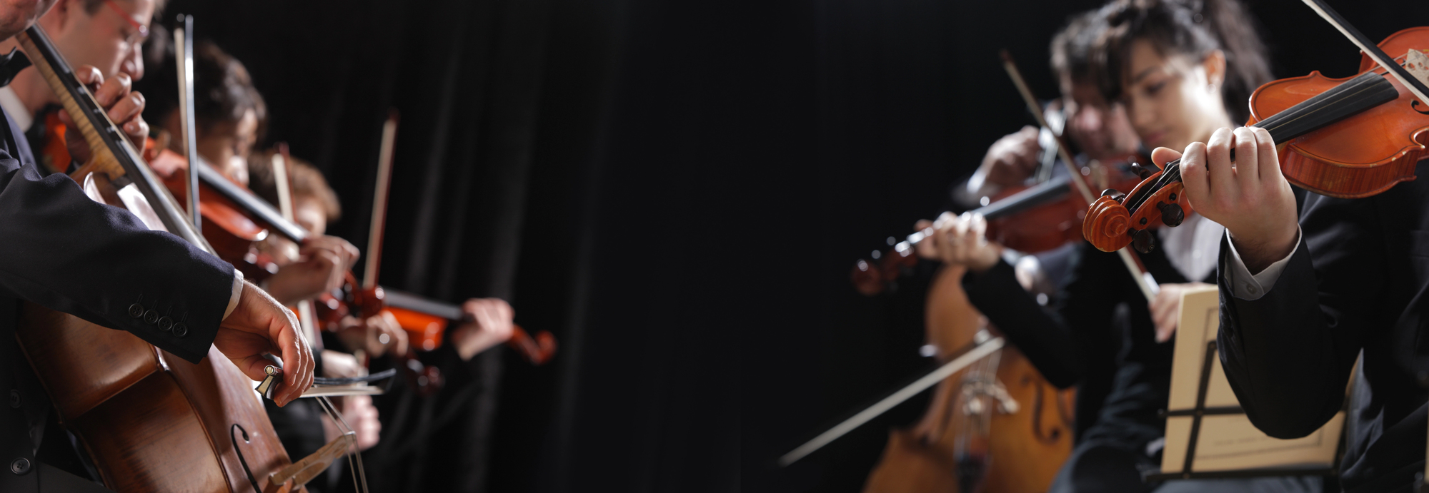 Концерт академического симфонического оркестра филармонии. Дирижёр – Димитрис Ботинис