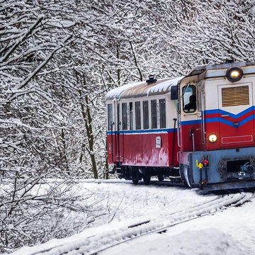 Экскурсия «Приключение в Будских горах: канатная дорога, панорама и пещерa» Экскурсия «Приключение в Будских горах: канатная дорога, панорама и пещерa»