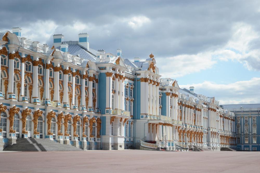 Экскурсия в Пушкин (Царское Село) с посещением Екатерининского дворца со скидкой 55%