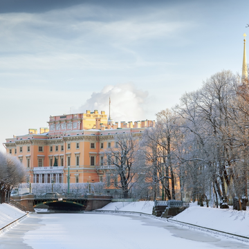 Индивидуальная экскурсия «Дворцы вельможей Северной столицы» со скидкой 20%