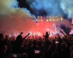 Музыкальные фестивали 2026: топ-17 в России, даты и цены