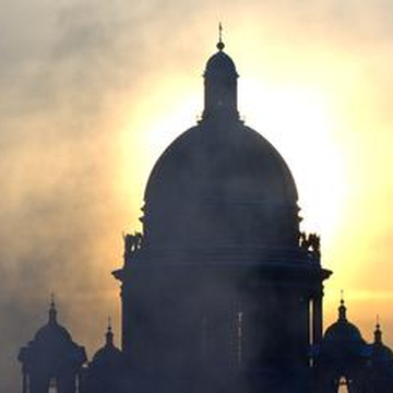 Вечерняя автобусная экскурсия «Петербург через призму мистики и легенд» со скидкой до 60%