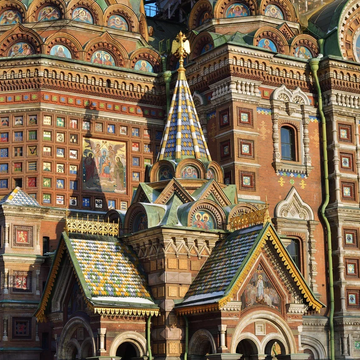 Аудиоэкскурсия «Спас на Крови снаружи и внутри: знакомство с самым ярким храмом Петербурга»