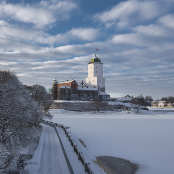 Обзорная пешеходная экскурсия «Первый взгляд на Выборг»