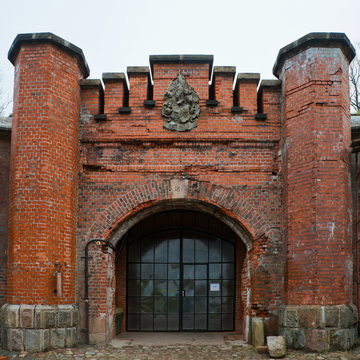 Автобусная экскурсия по фортам Калининграда в мини-группе со скидкой 20%