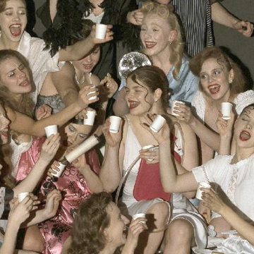 Музыкальный спектакль «Шедевры мирового кино» Музыкальный спектакль «Шедевры мирового кино» со скидкой 40%