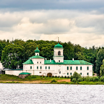 Индивидуальная пешеходная экскурсия «Псков — прогулка по губернскому городу»