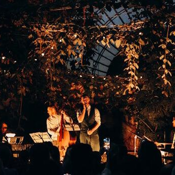 Концерт при свечах «Mi amor. Вечер аргентинского танго» в Оранжерее Таврического сада Концерт при свечах «Mi amor. Вечер аргентинского танго» в Оранжерее Таврического сада со скидкой 40%