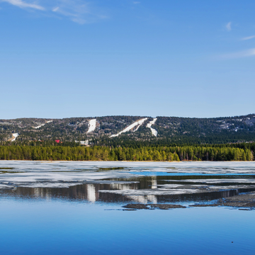 Среднеуральск
