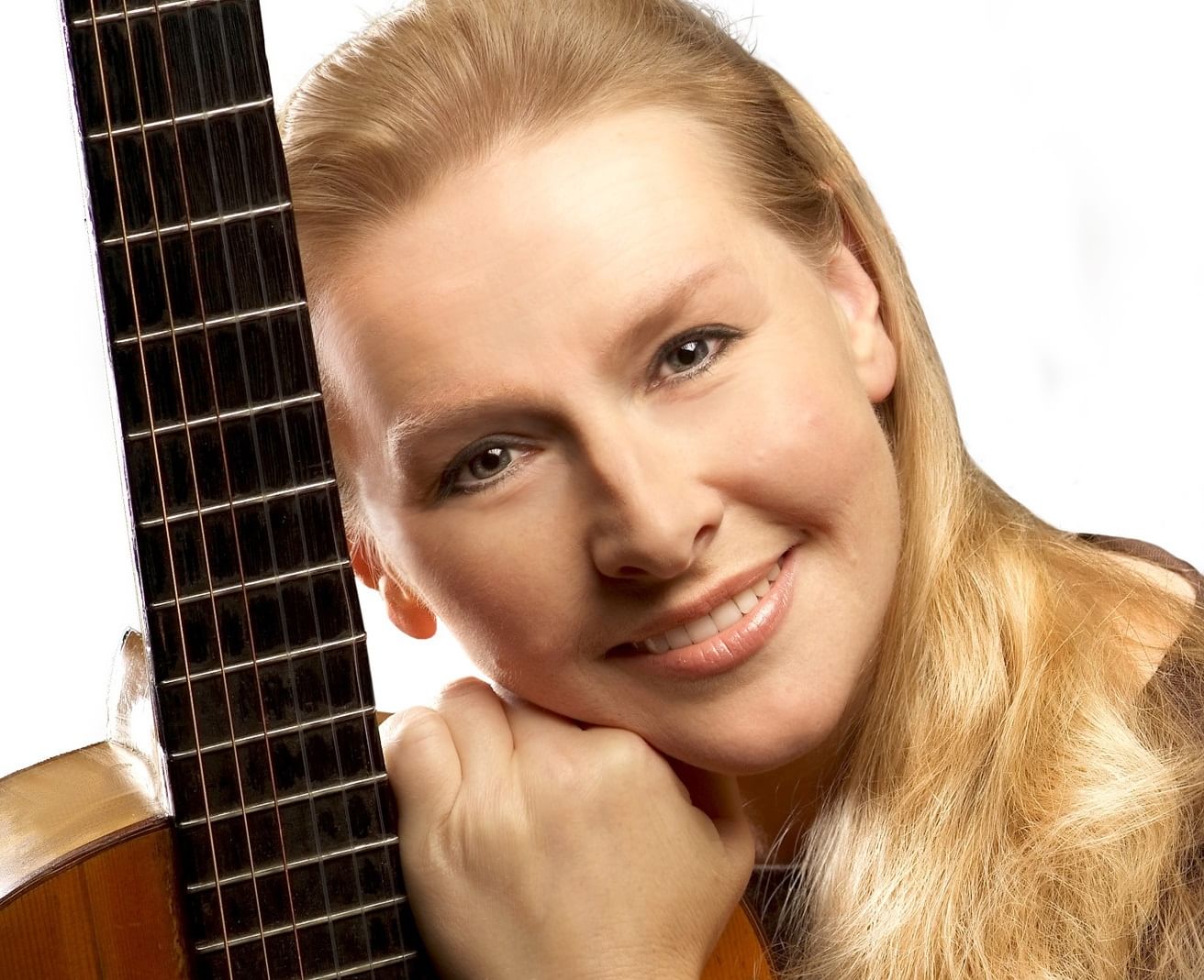 Концерт Галины Хомчик «Монолог у новогодней ёлки» со скидкой 30%