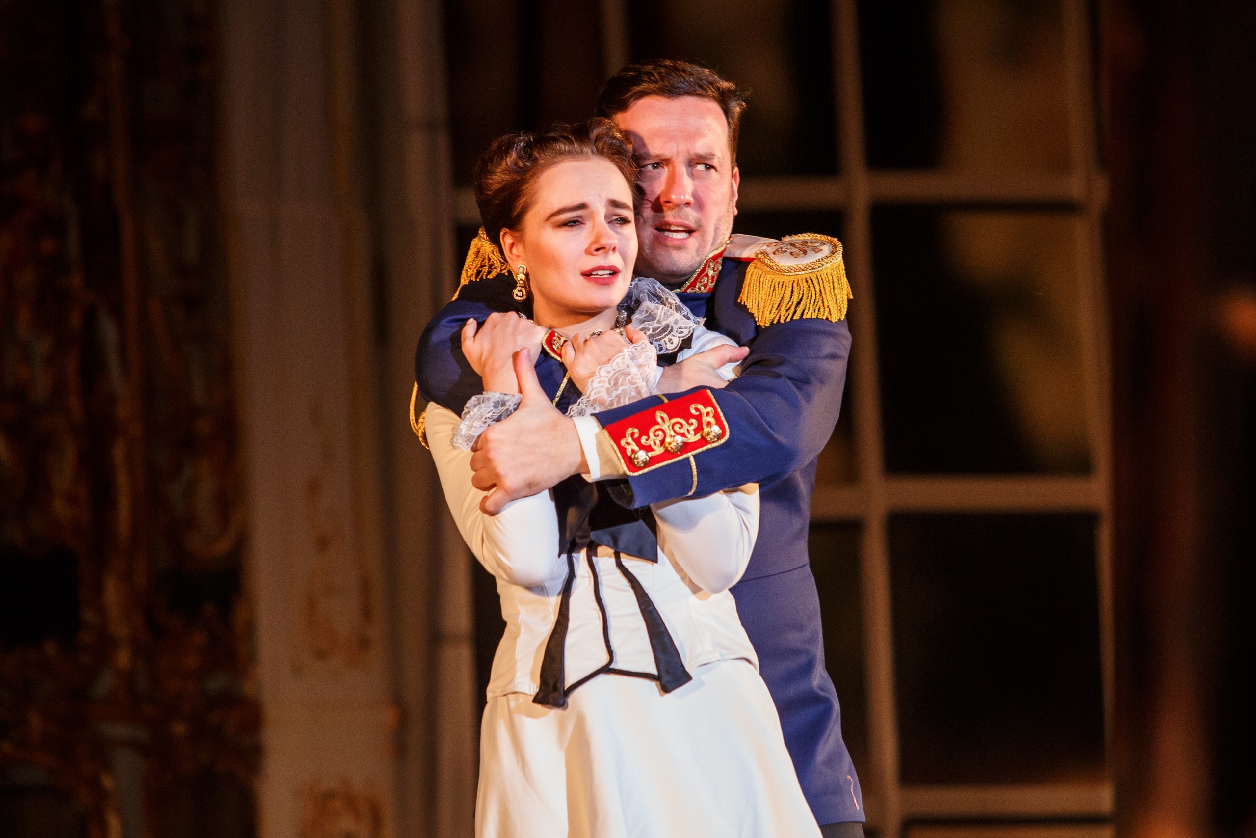 Спектакль «Анна Каренина» со скидкой 50%