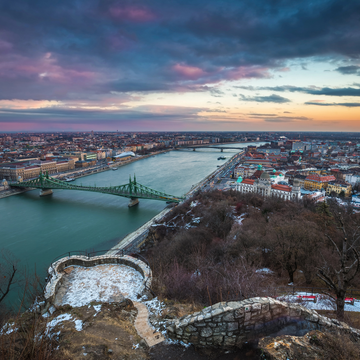 Пешеходная экскурсия «Будапешт с высоты: самые волшебные смотровые площадки Буды» Пешеходная экскурсия «Будапешт с высоты: самые волшебные смотровые площадки Буды»
