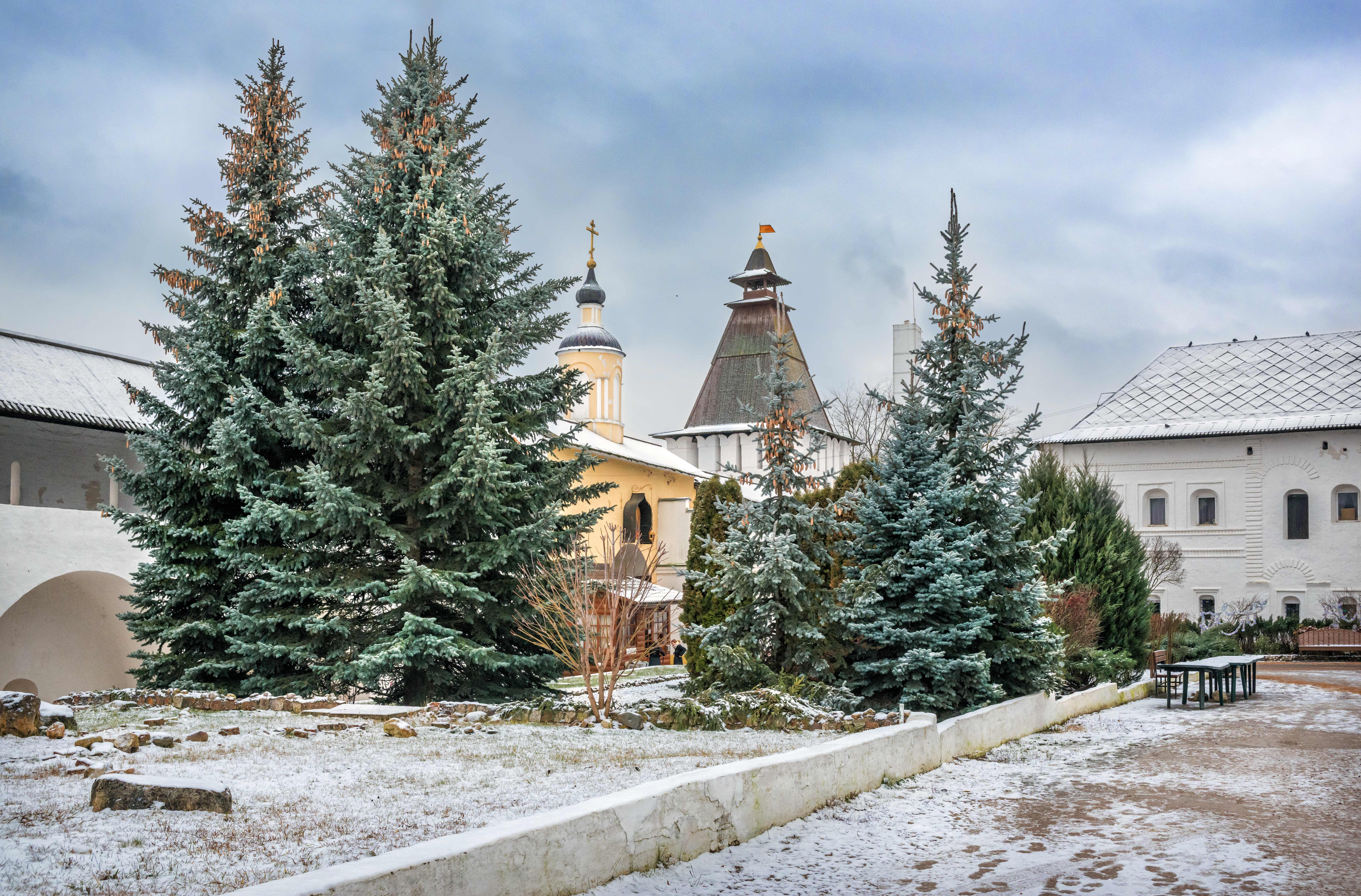 Автобусная экскурсия «Тюремный замок и старинный город Боровск»