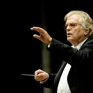 Концерт «Брамс. Академическая праздничная увертюра, Вторая симфония. Бетховен. Четвёртый фортепианный концерт» в Концертном зале Мариинского театра Концерт «Брамс. Академическая праздничная увертюра, Вторая симфония. Бетховен. Четвёртый фортепианный концерт» в Концертном зале Мариинского театра