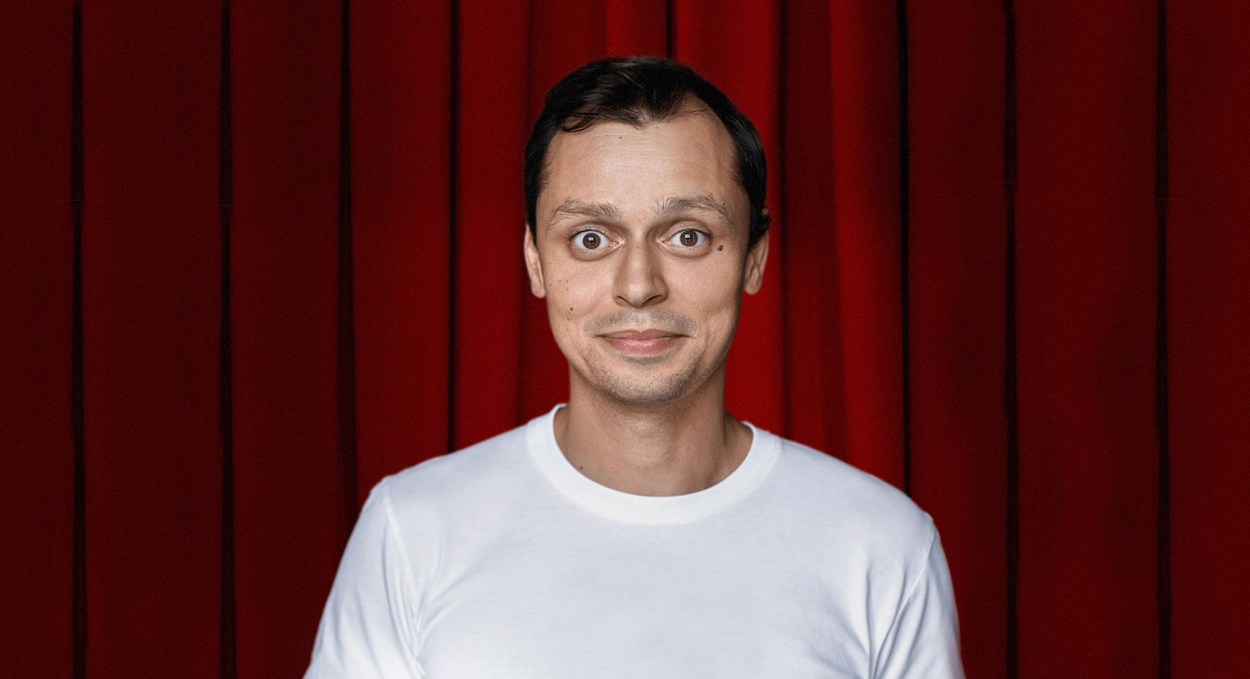 Стендап-концерт Виктора Комарова в клубе Stand Up Brothers со скидкой 20%