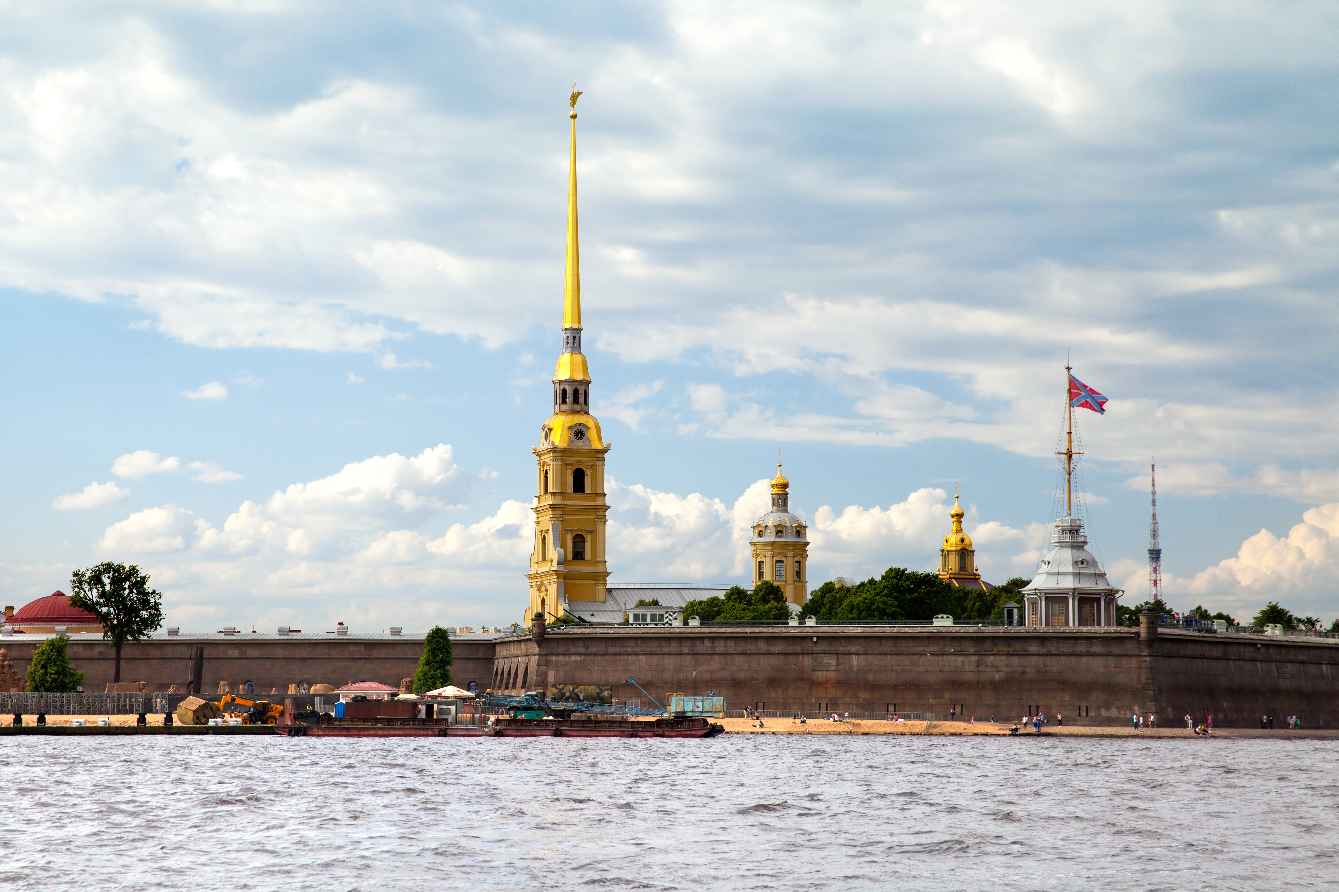 Прогулки по рекам и каналам от Петропавловской крепости со скидкой до 79%