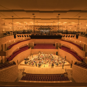 Опера «Турандот» в Концертном зале Мариинского театра Опера «Турандот» в Концертном зале Мариинского театра