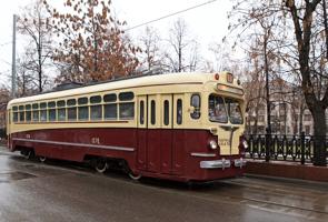 Живописные осенние маршруты столичных трамваев