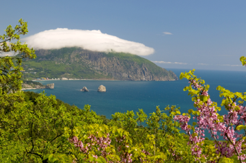 Символ Крымского побережья: экскурсии на гору Ай-Петри