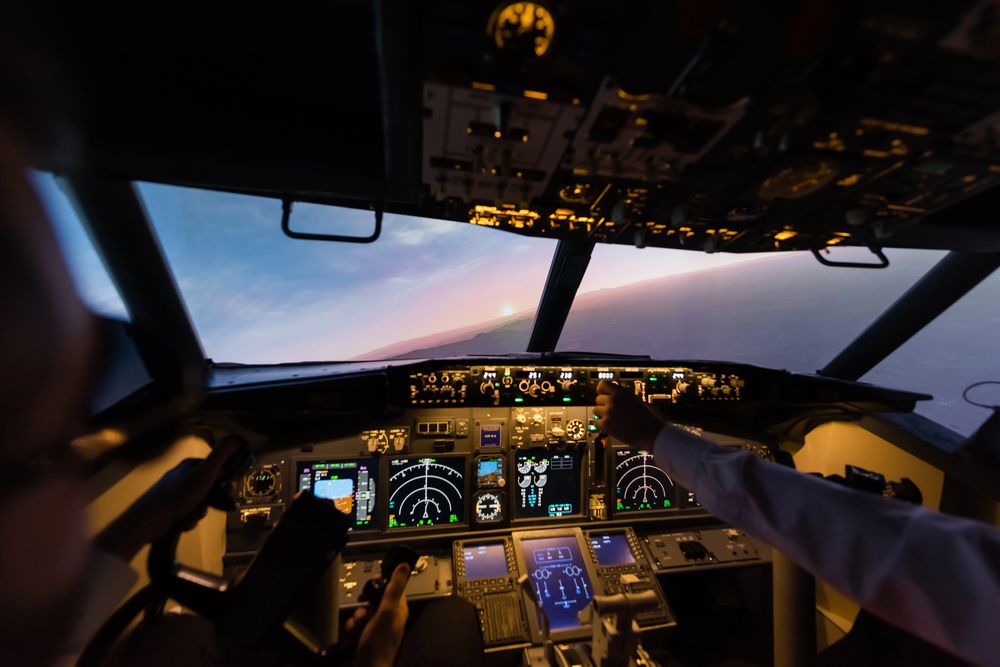 Полёт на авиатренажёре Boeing 737 и Airbus A320 со скидкой 40%