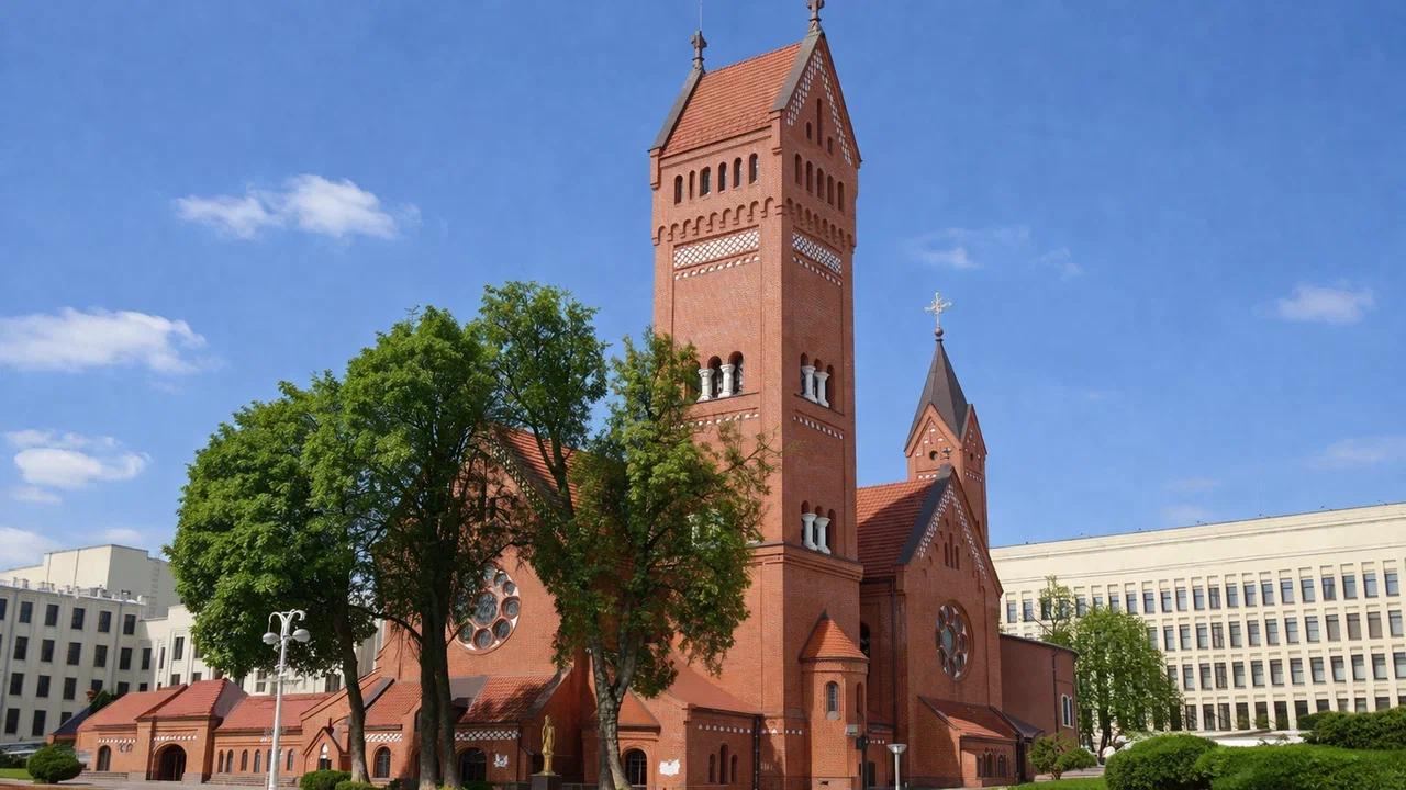 Пешеходная экскурсия по Минску «Доброе утро, столица!»