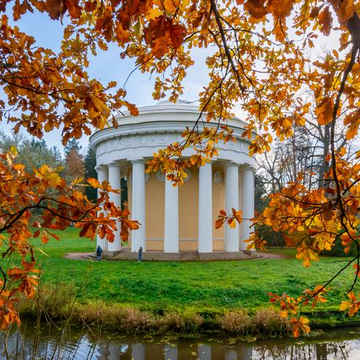 Экскурсия в Павловск с входными билетами в Павловский дворец и парк со скидкой до 23%