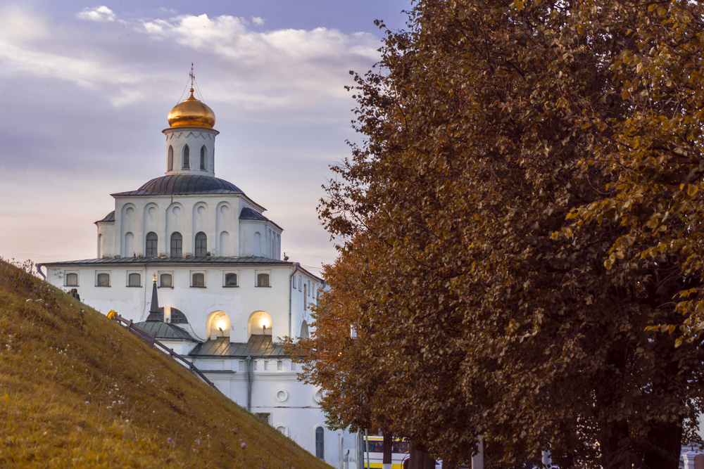 Однодневная экскурсия во Владимир и Боголюбово «Глубокой старины преданья» Однодневная экскурсия во Владимир и Боголюбово «Глубокой старины преданья»