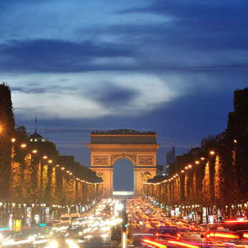 Органный концерт при свечах «Под небом Парижа» со скидкой 50%