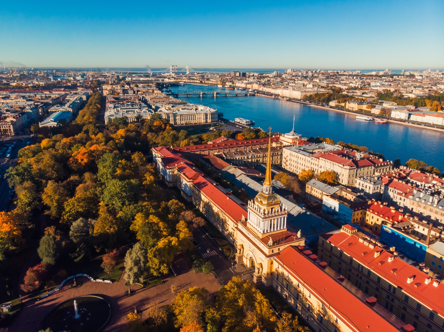 Длительная обзорная экскурсия «Санкт-Петербург и Петропавловская крепость» со скидкой 50%