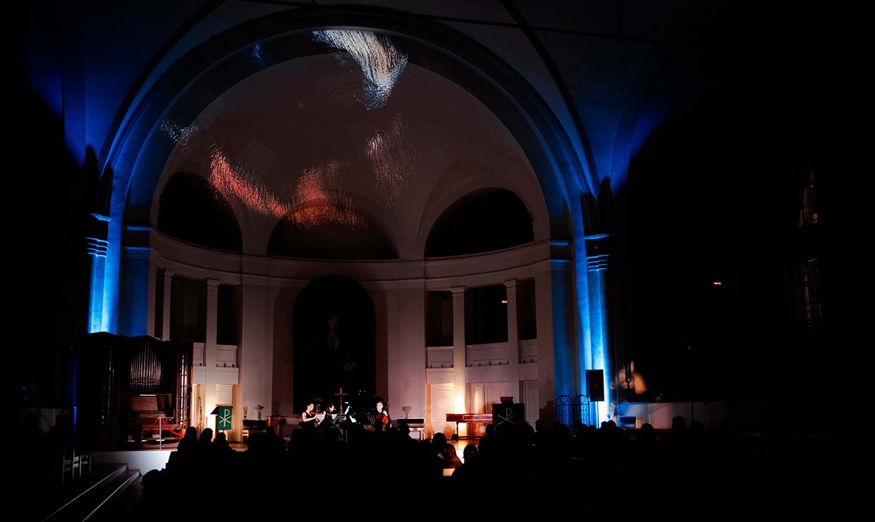 Мультимедийный проект «Свечи в соборах мира». «Вивальди. Времена года: органная версия» Мультимедийный проект «Свечи в соборах мира». «Вивальди. Времена года: органная версия» со скидкой 40%