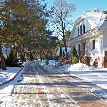 Автобусно-пешеходная экскурсия по Амалиенау «Сердце Кёнигсберга» со скидкой 25%