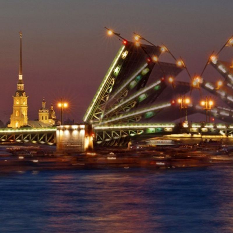 Ночная прогулка на теплоходе по рекам и каналам Петербурга от Красного моста