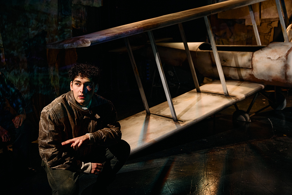 Спектакль «Ночной полёт» в Театре им. В. Ф. Комиссаржевской Спектакль «Ночной полёт» в Театре им. В. Ф. Комиссаржевской