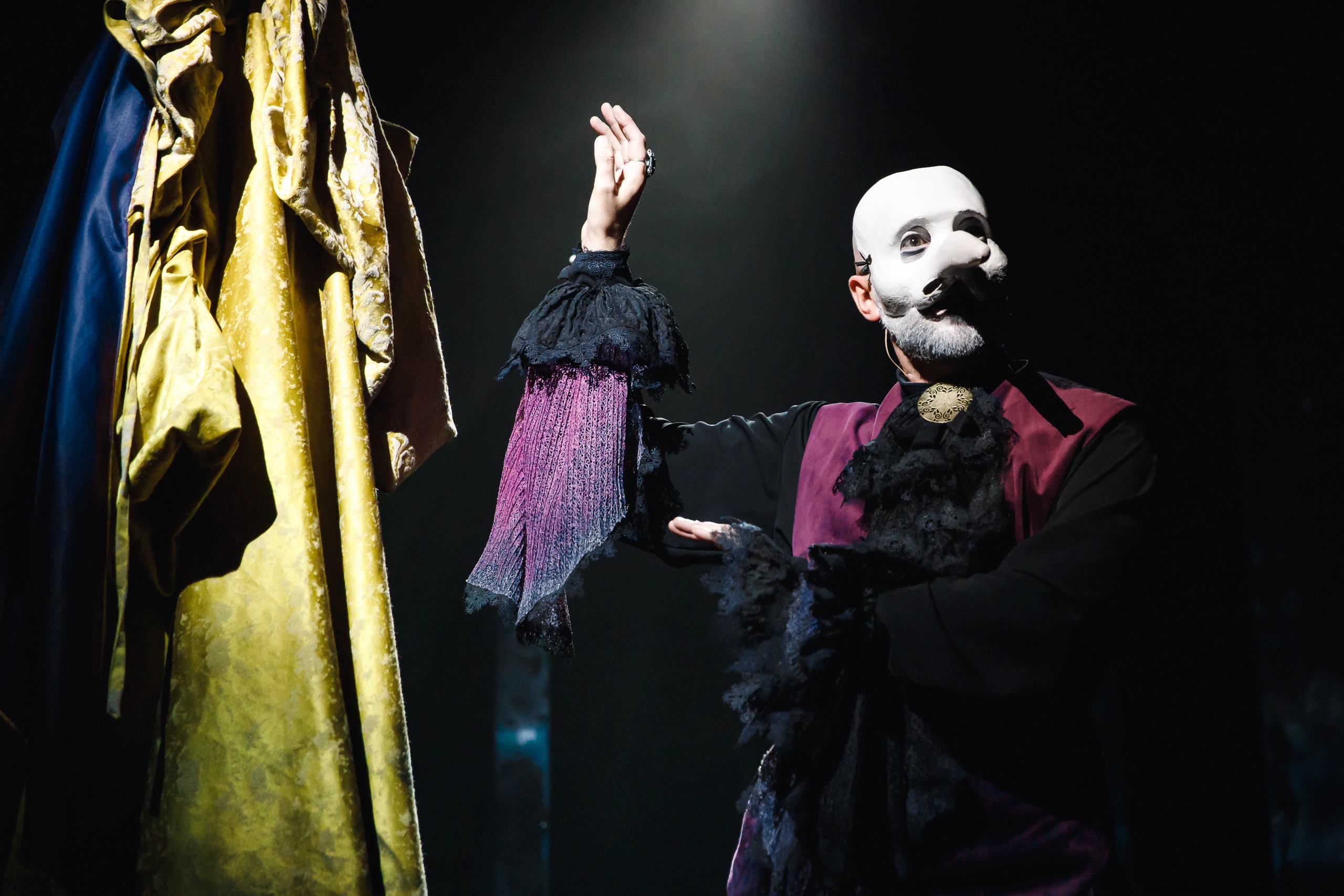 Карнавальный спектакль «Три апельсина» в Театре эстрады им. Аркадия Райкина