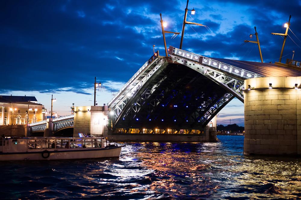 Развод мостов в Петербурге 2026: когда начнется