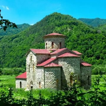 В гости к соседям: дальние экскурсии из Кисловодска со скидками 20%