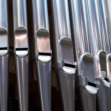 Концерт «Орган при свечах. Через эпохи» со скидкой 50%