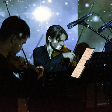 Концерт «Верните мой 2007» в мультимедийном пространстве «Люмьер-Холл» Концерт «Верните мой 2007» в мультимедийном пространстве «Люмьер-Холл»