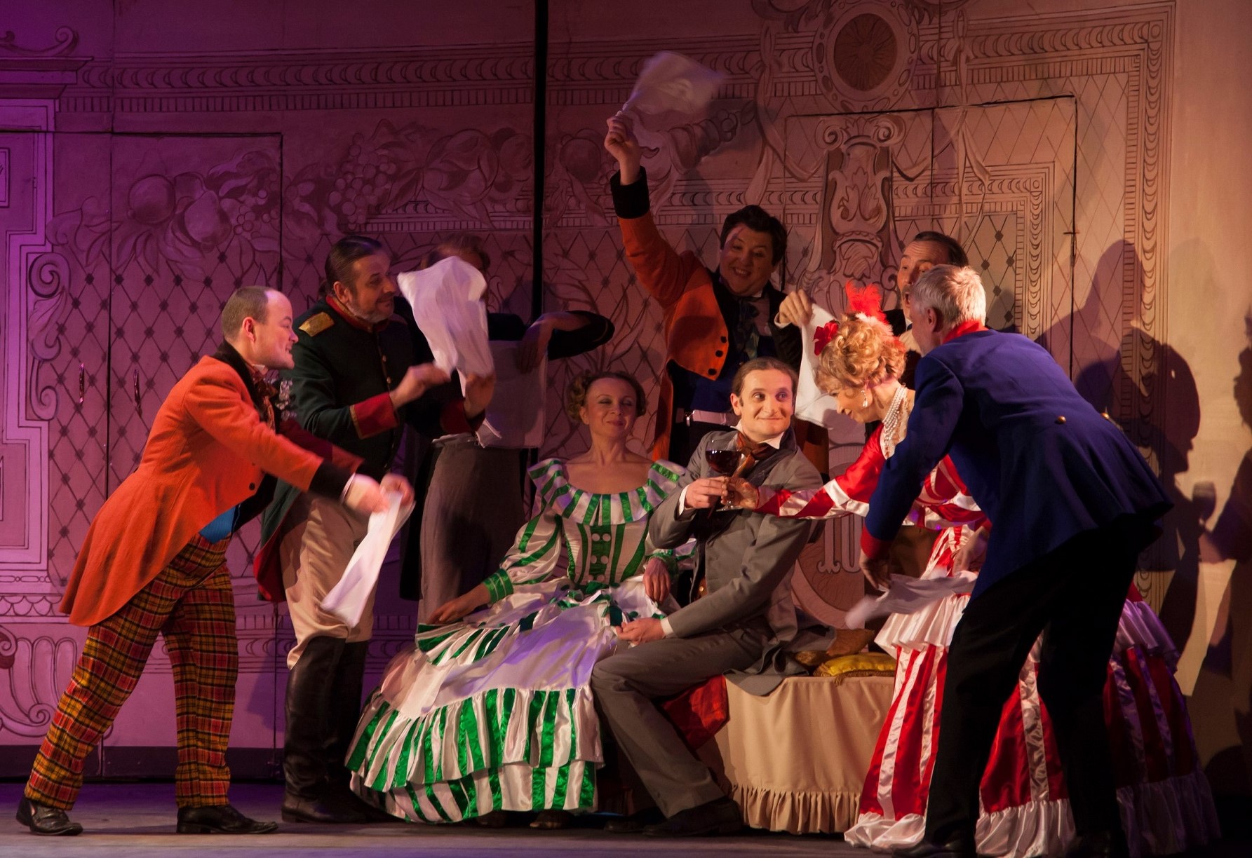 Спектакль «Ревизор» Спектакль «Ревизор» со скидкой 30%