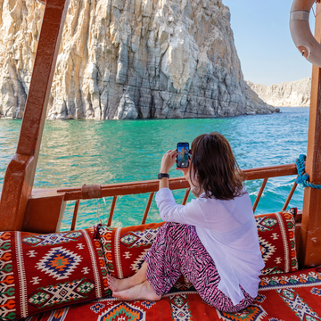 Круизы из Аджмана: от блеска мегаполисов до морских просторов