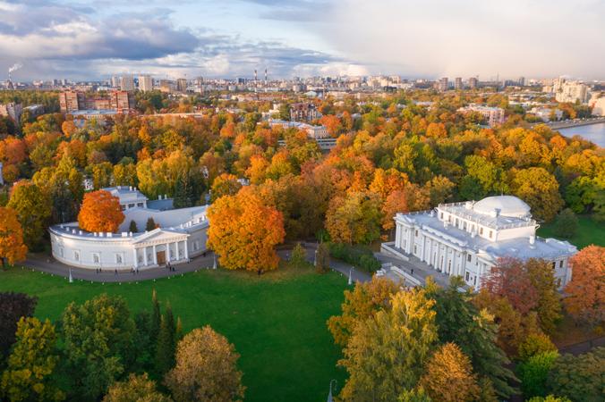 Осенние фото в Петербурге: места для атмосферной фотопрогулки