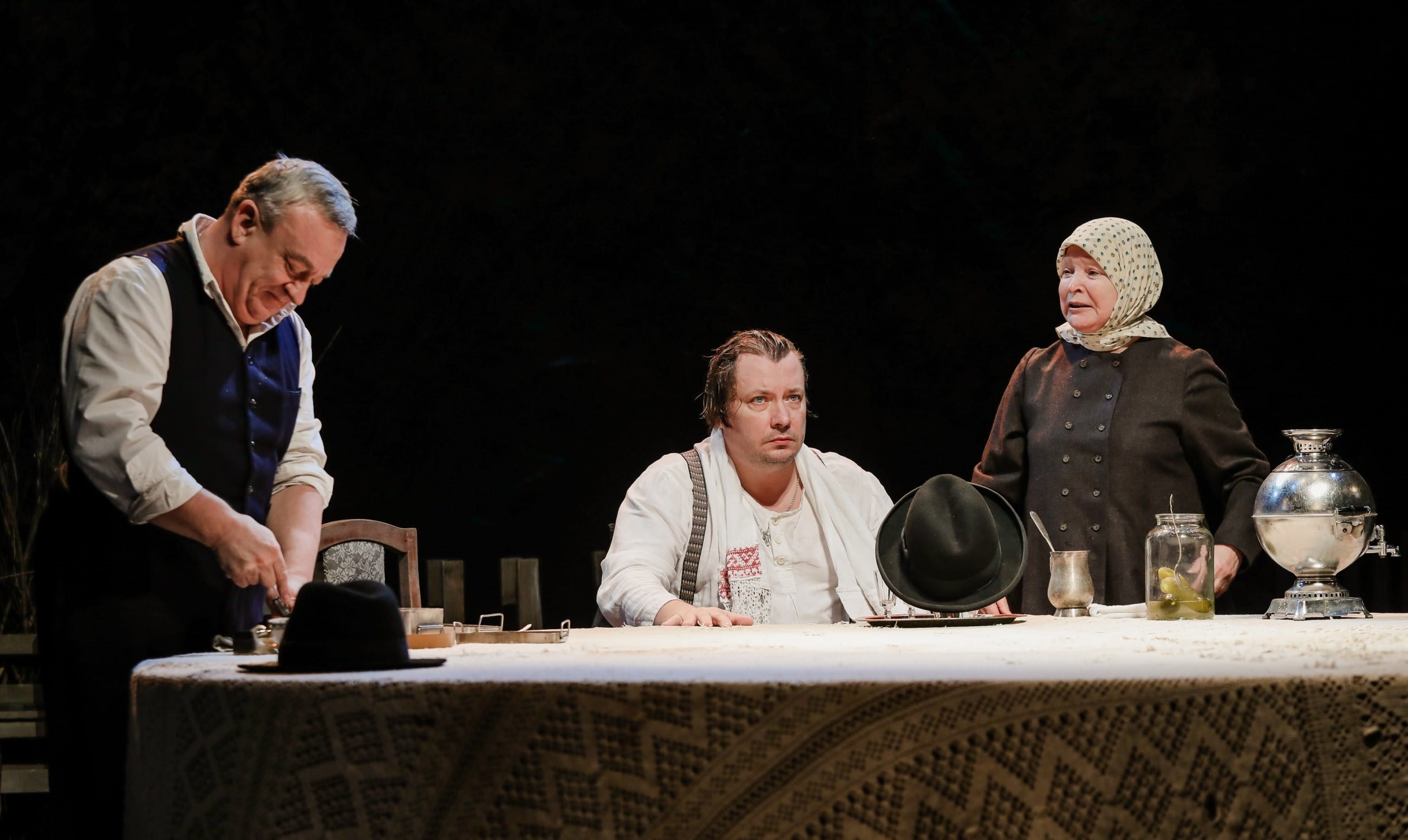 Спектакль «Дядя Ваня» в Театре на Васильевском со скидкой 30%