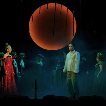 Спектакль «Тень» в Театре комедии им. Акимова