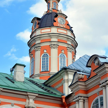 Концерт «Шедевры популярной классики» с экскурсией по Александро-Невской Лавре Концерт «Шедевры популярной классики» с экскурсией по Александро-Невской Лавре со скидкой 30%